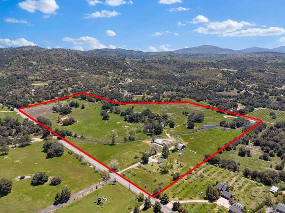 39.04 Acres of Land for Sale in Julian, California