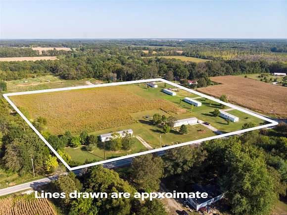 9.6 Acres of Mixed-Use Land for Sale in Odin, Illinois