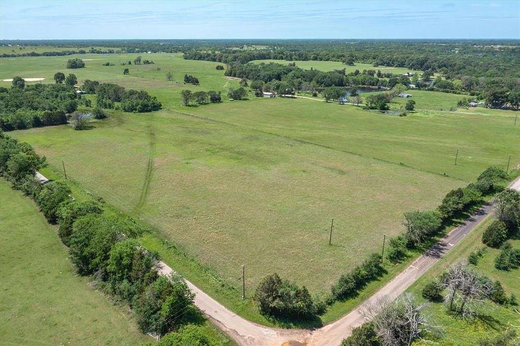 1.75 Acres of Residential Land for Sale in Mabank, Texas