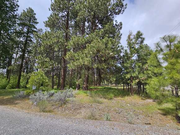 0.22 Acres of Residential Land for Sale in Chiloquin, Oregon