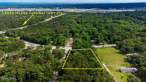 1.5 Acres of Mixed-Use Land for Sale in Hilton Head Island, South Carolina
