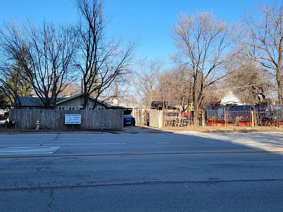 0.16 Acres of Mixed-Use Land for Sale in Park Ridge, Illinois