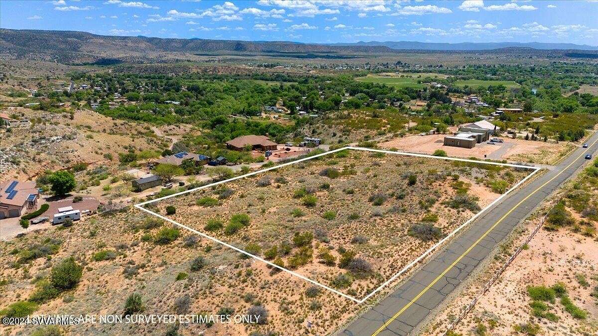 3 Acres of Residential Land for Sale in Cornville, Arizona