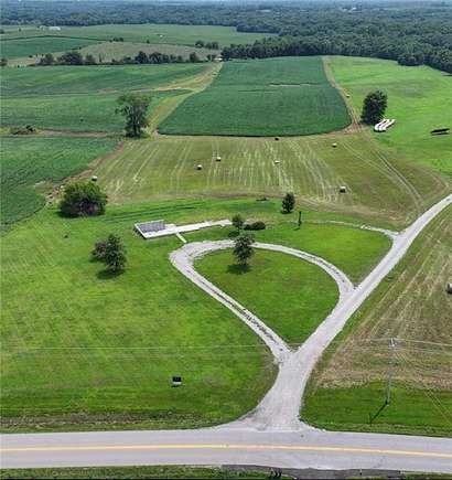 23 Acres of Land for Sale in Weston, Missouri