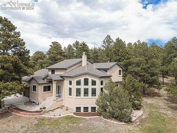 2.6 Acres of Residential Land with Home for Sale in Colorado Springs, Colorado