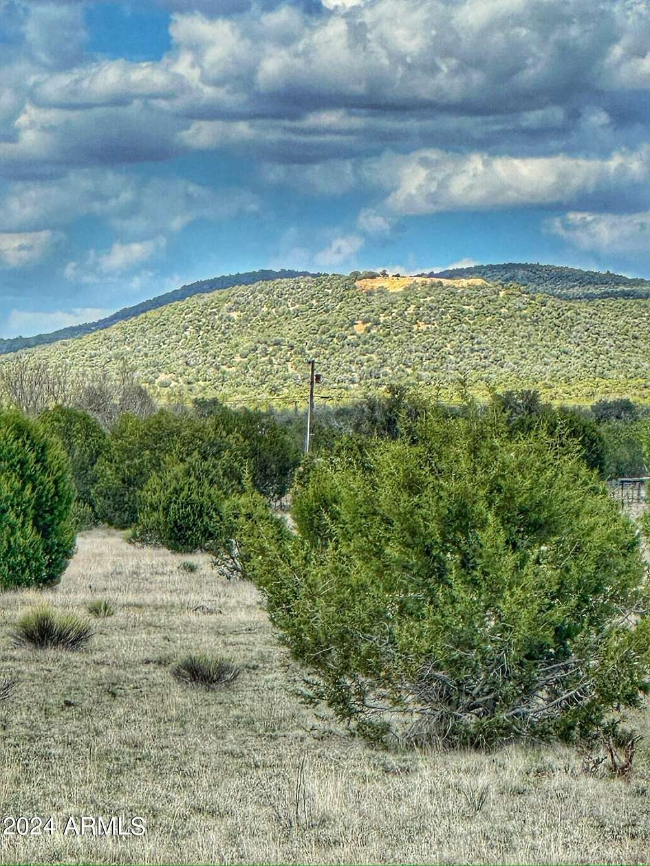 3.5 Acres of Land for Sale in Ash Fork, Arizona