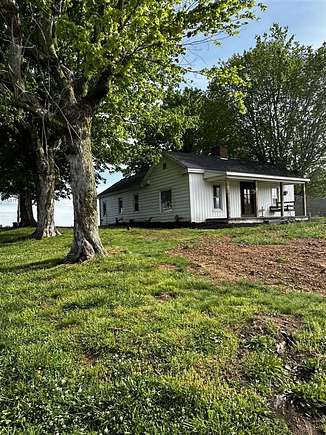 2.1 Acres of Residential Land with Home for Sale in Halfway, Kentucky