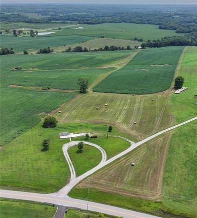 10 Acres of Land for Sale in Weston, Missouri