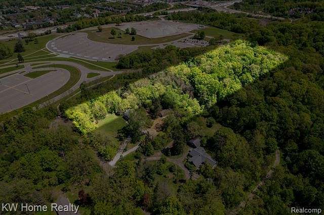 5.5 Acres of Residential Land for Sale in Farmington Hills, Michigan