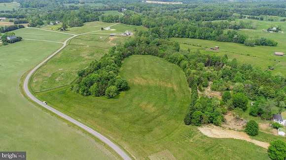 10.1 Acres of Agricultural Land for Sale in Louisa, Virginia