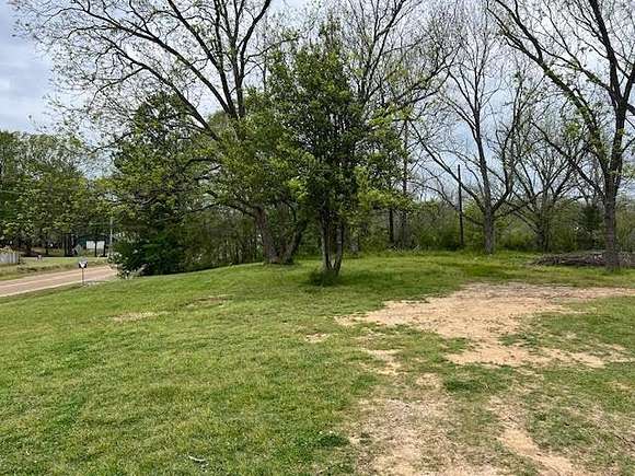 2 Acres of Residential Land for Sale in Rossville, Tennessee