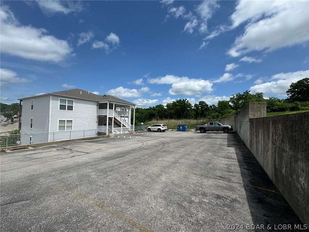 1 Acre of Land for Sale in Osage Beach, Missouri