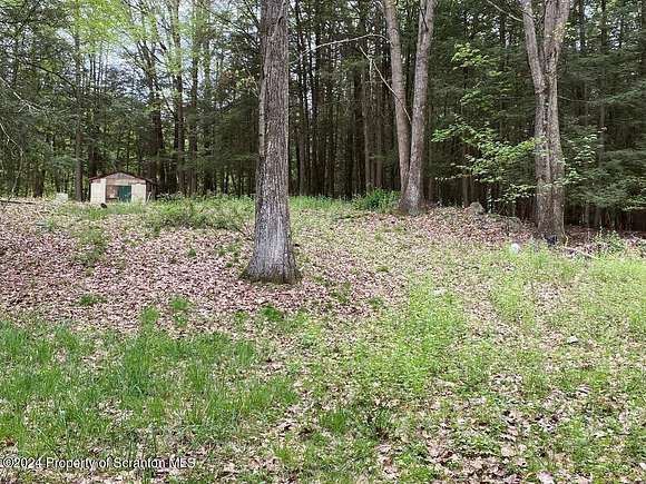 0.8 Acres of Residential Land for Sale in Tunkhannock, Pennsylvania