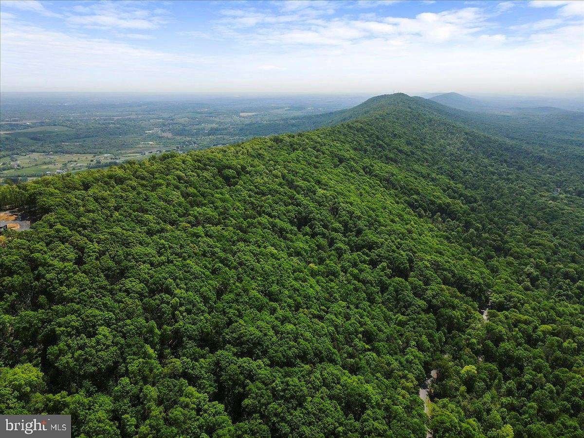 31.34 Acres of Recreational Land for Sale in Martinsburg, West Virginia