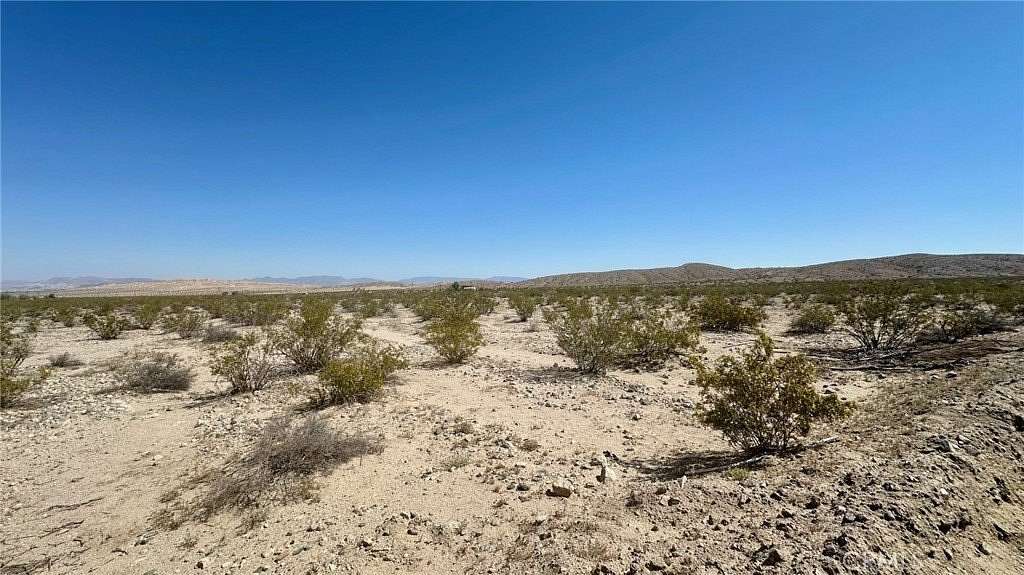 3.32 Acres of Land for Sale in Twentynine Palms, California