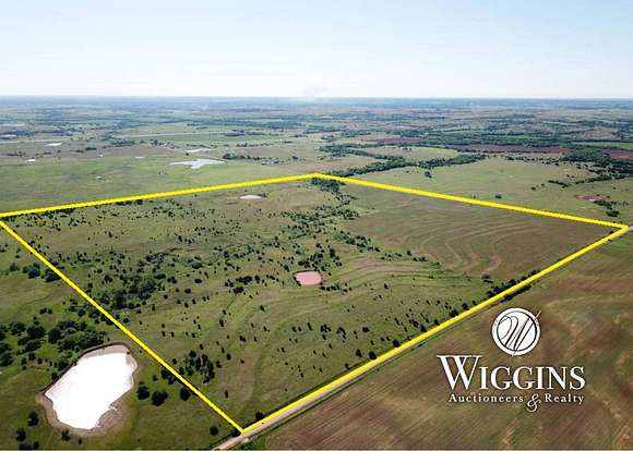 158 Acres of Recreational Land & Farm for Auction in Perry, Oklahoma
