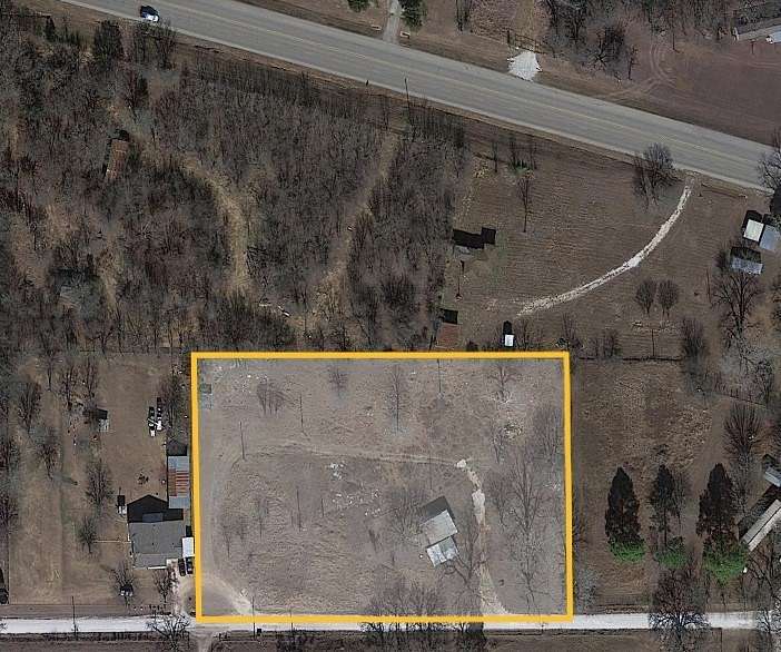 2.7 Acres of Land for Sale in Hillsboro, Texas