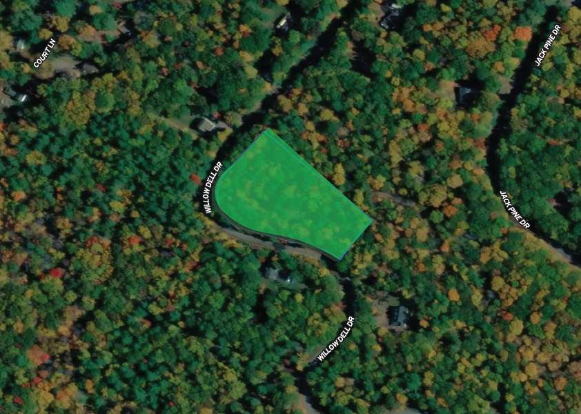 1.9 Acres of Residential Land for Sale in Dingmans Ferry, Pennsylvania