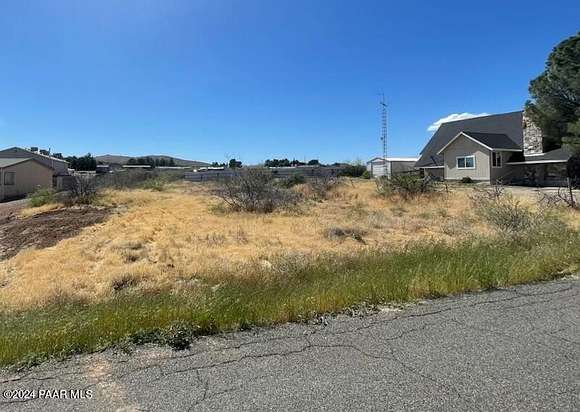 0.32 Acres of Commercial Land for Sale in Mayer, Arizona