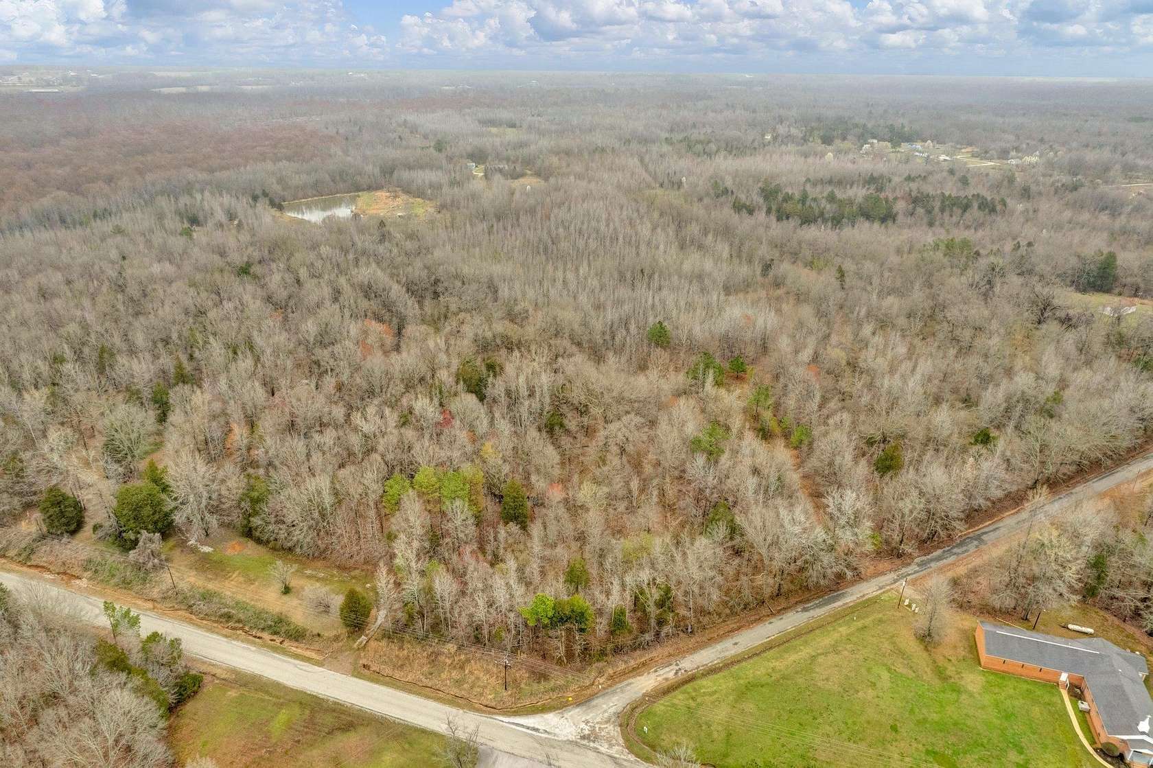 15 Acres of Land for Sale in Moscow, Tennessee