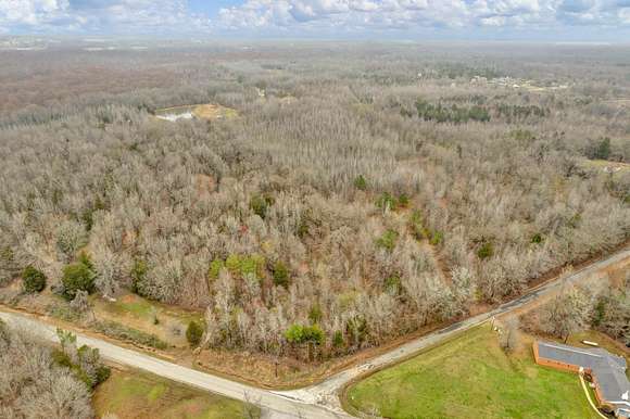 15 Acres of Land for Sale in Moscow, Tennessee