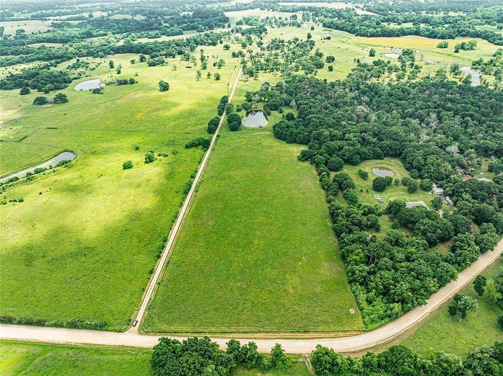 9.4 Acres of Land for Sale in New Ulm, Texas