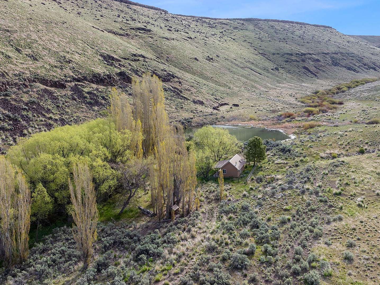 800 Acres of Agricultural Land for Sale in Crane, Oregon