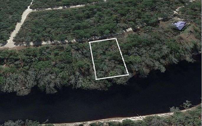 0.63 Acres of Residential Land for Sale in Live Oak, Florida