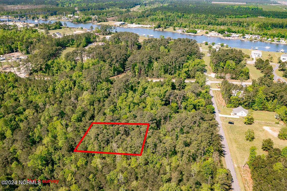 0.38 Acres of Residential Land for Sale in Beaufort, North Carolina