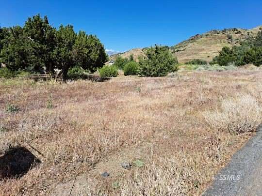 0.44 Acres of Land for Sale in Lake Isabella, California