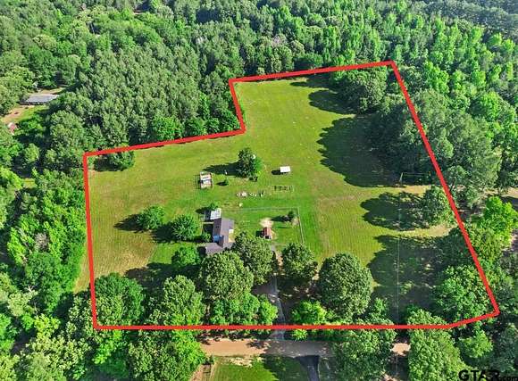 7.4 Acres of Residential Land with Home for Sale in Brownsboro, Texas
