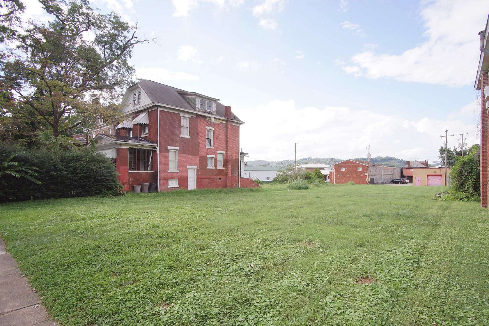 0.28 Acres of Residential Land for Sale in Huntington, West Virginia