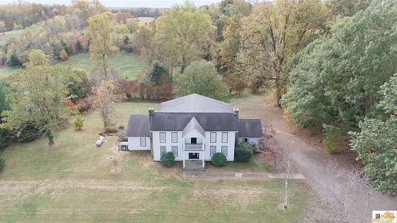 13.6 Acres of Land with Home for Sale in Albany, Kentucky