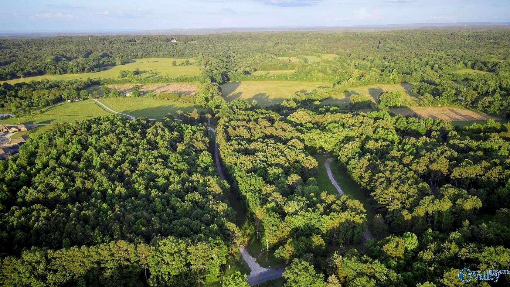 18 Acres of Land for Sale in Decatur, Alabama