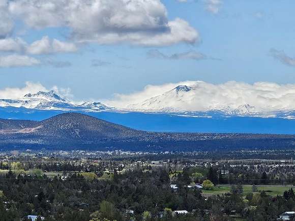 50 Acres of Land for Sale in Redmond, Oregon