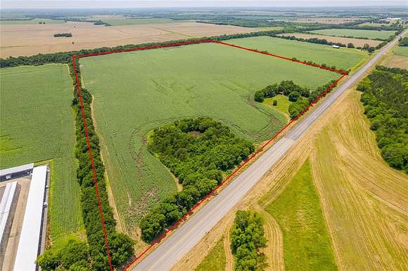 65.7 Acres of Agricultural Land for Sale in Honey Grove, Texas