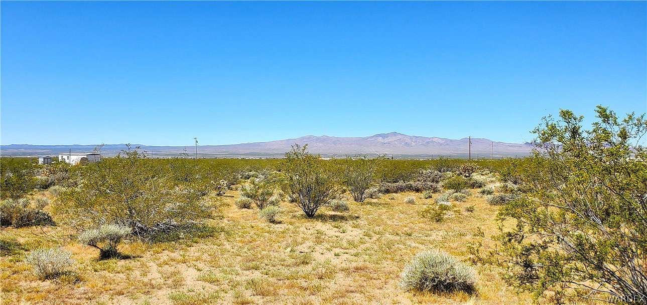 1.3 Acres of Land for Sale in Dolan Springs, Arizona