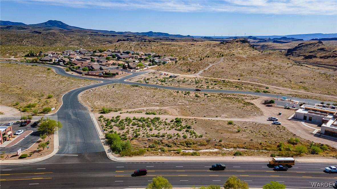 0.95 Acres of Commercial Land for Sale in Kingman, Arizona