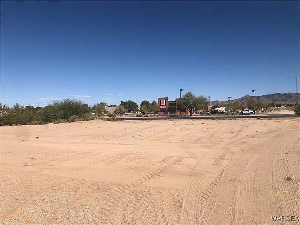 0.95 Acres of Commercial Land for Sale in Kingman, Arizona