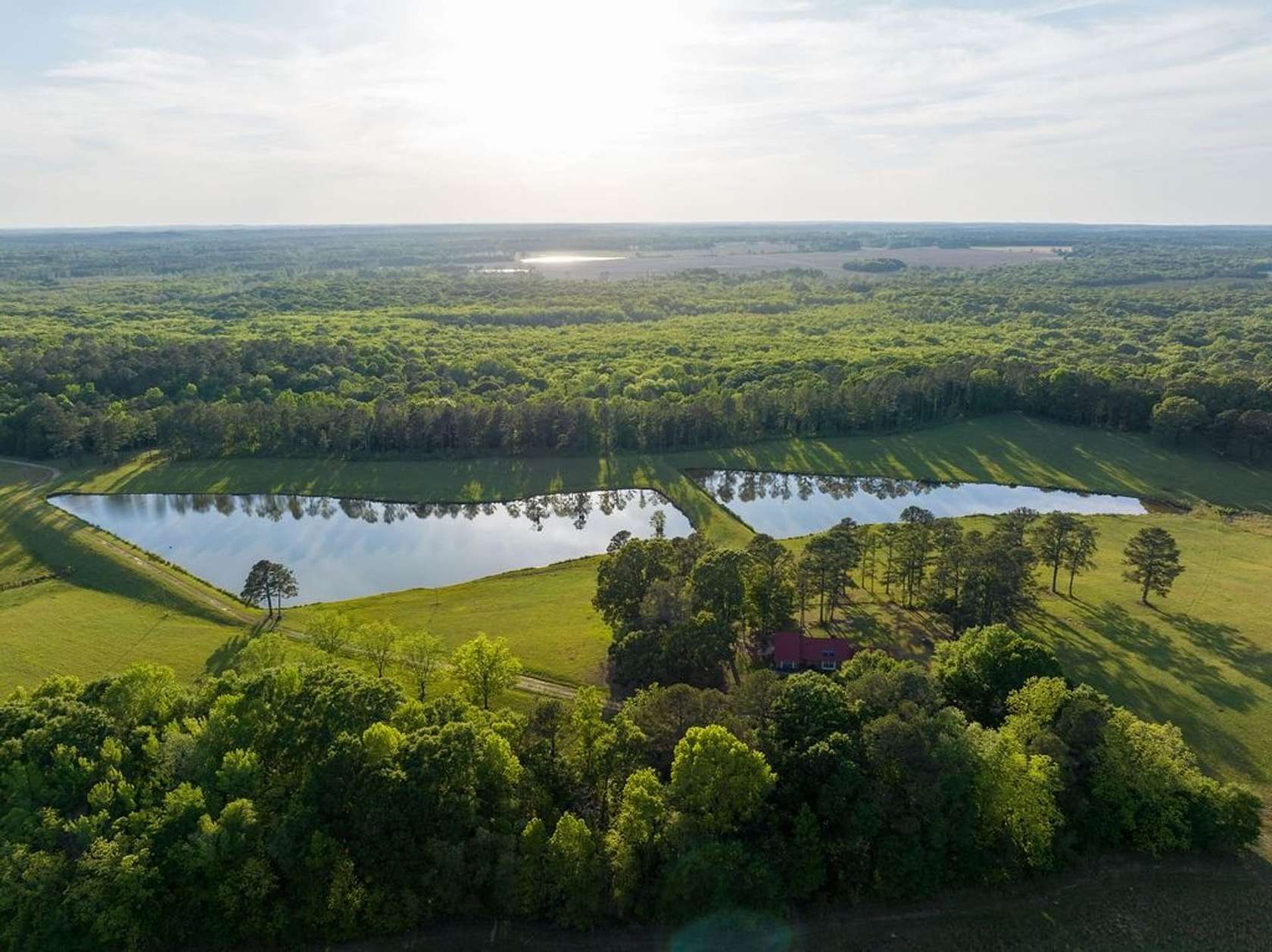 900 Acres of Land with Home for Sale in Smuteye, Alabama