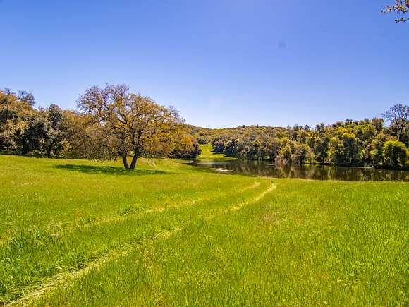 342 Acres of Recreational Land & Farm for Sale in Santa Ysabel, California