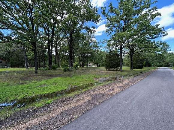 0.9 Acres of Land for Sale in Payne Springs, Texas