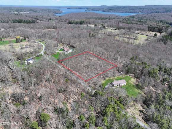2 Acres of Residential Land for Sale in Lake Ariel, Pennsylvania