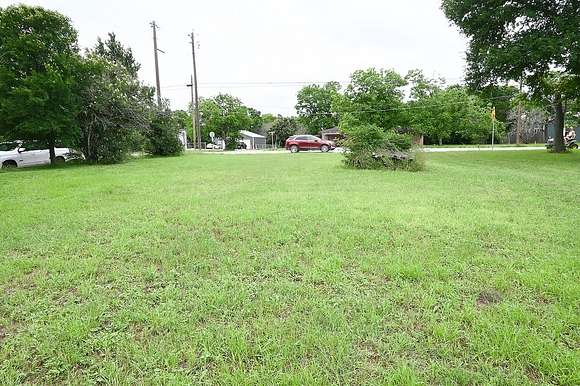 0.18 Acres of Mixed-Use Land for Sale in Flatonia, Texas