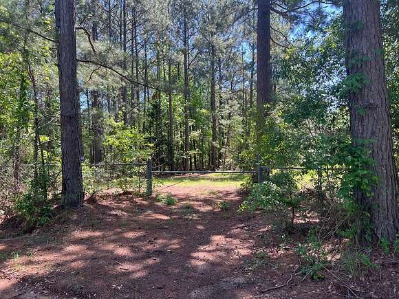 26 Acres of Recreational Land for Sale in Elkhart, Texas