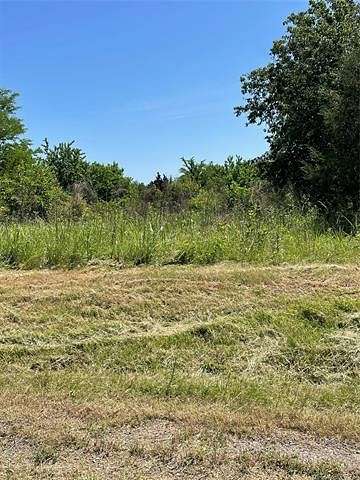 5 Acres of Land for Sale in Durant, Oklahoma