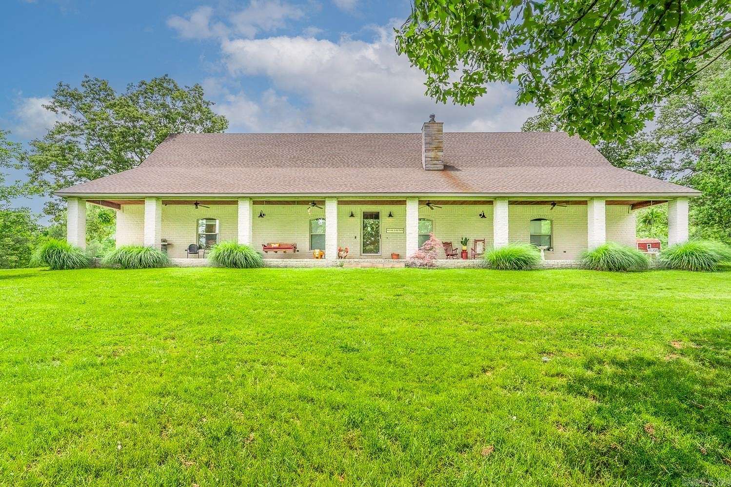2.5 Acres of Residential Land with Home for Sale in Jonesboro, Arkansas