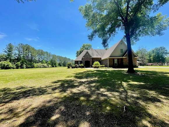 3.8 Acres of Land with Home for Sale in Summit, Mississippi