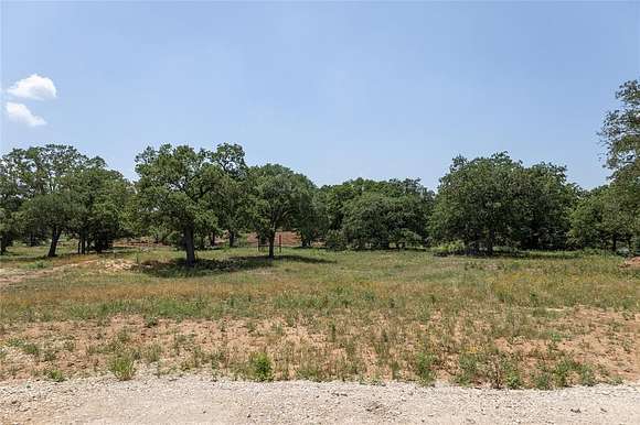 1 Acre of Residential Land for Sale in Dale, Texas