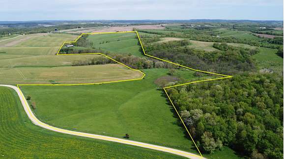 100 Acres of Agricultural Land for Sale in Elizabeth, Illinois